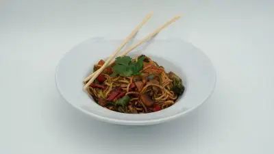 Sebzeli Noodle